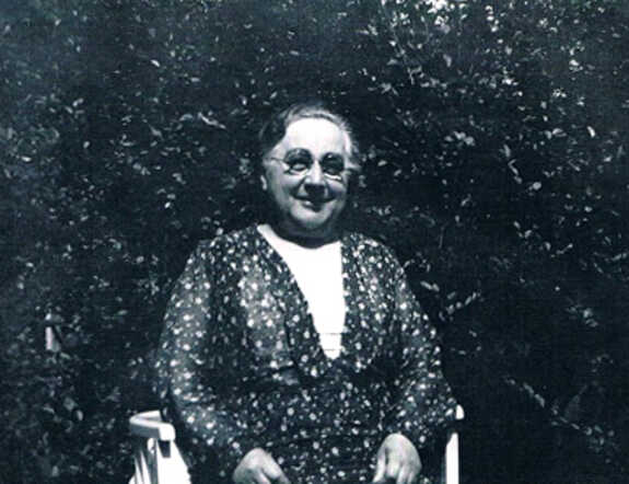 Esther Frank-Prins