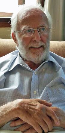George Lowe 1924-2016.jpg