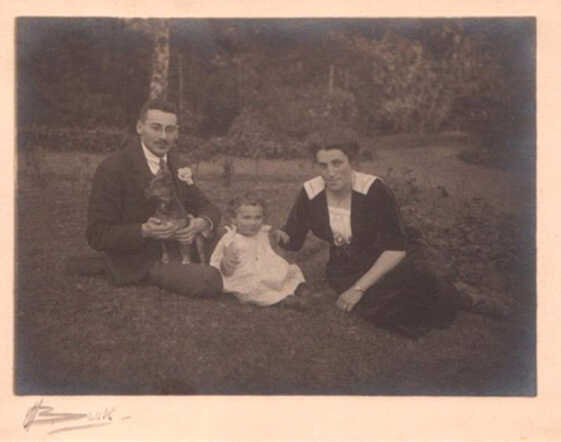 Charles, Elisabeth en Selma Vecht in 1920 