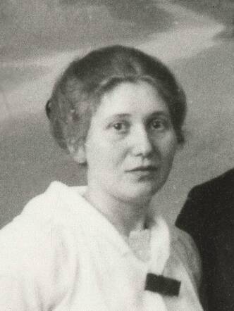 Eva van Dam-Nathans