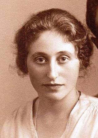 Anna Nathans
