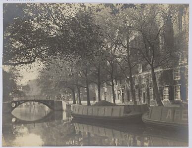 Oudezijds Voorburgwal 74-76.jpg