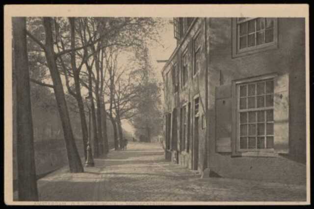 Oudezijds Voorburgwal 76.jpg 1920.jpg