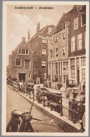 Zwanenburgwal ca. 1915.jpeg