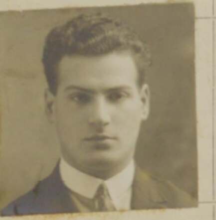 Arnold van Praag (22-2-1907) 1928.png
