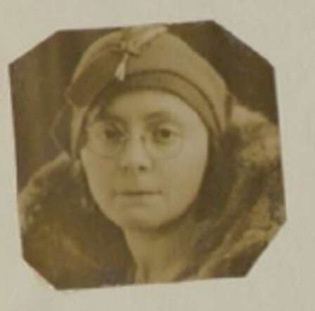 Henriette van Praag- Blitz- 29-8-1907 (1932).png