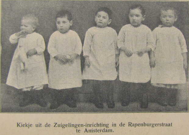 De Joodsche Prins2 029 Zuigelingen Inr. Rapenb.str..JPG