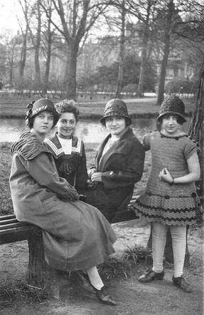 Anna Dekker, Louis Dekker, Celine Rueff en Beppie Berger