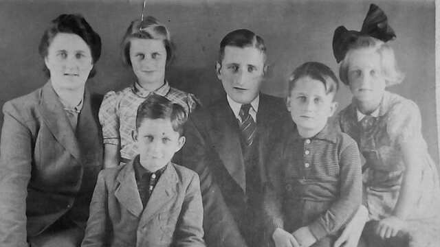 Fam Abraham Koekoek.jpg
