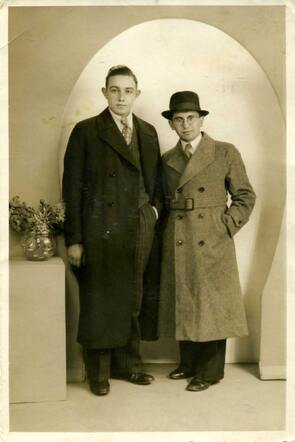 Abraham (Bob) van der Heijden (l)