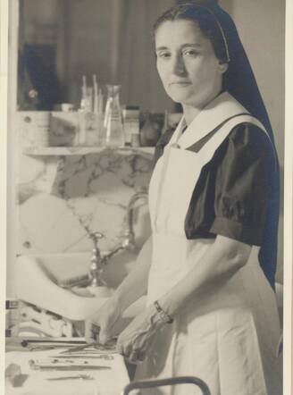 Georgine Elizabeth Heloise de Leon