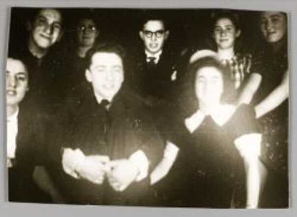 Saartje (Sary) van Vriesland (v.r)