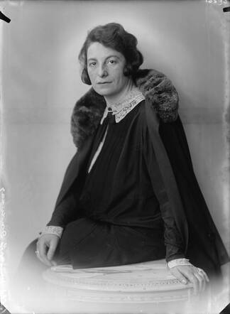 Eva Musaph-Kanteman, about 1928