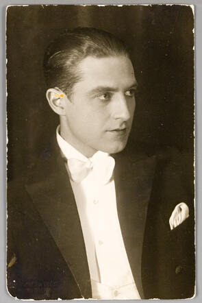 Adolphe Hamburger as an actor at the Dutch Theatre, about 1930