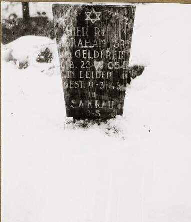 Headstone Abraham van Gelderen