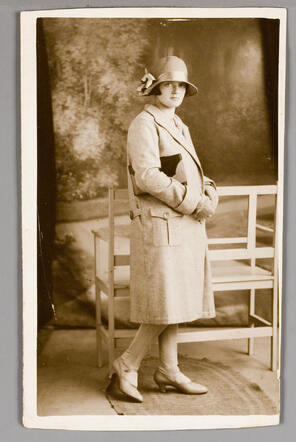 Seleni de Klijn-Schijveschuurder, about 1930
