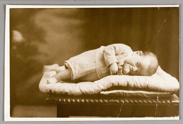 Max de Klijn as a baby, about 1932