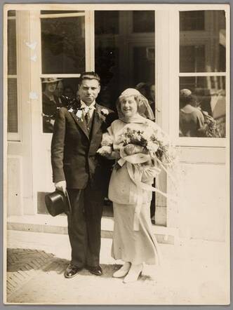 Trouwfoto van Emanuel van West en Esther Blitz, 1935