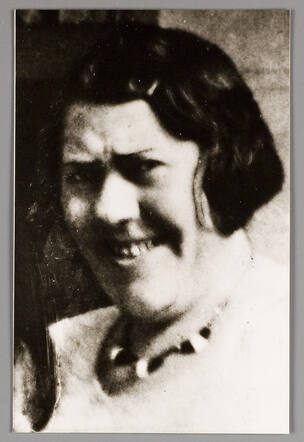 Amalia (Meta) van Straten-Kahn, about 1938