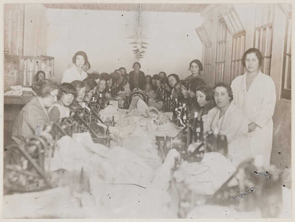 Uit het jubileumalbum firma S.I. de Vries 1898-1923