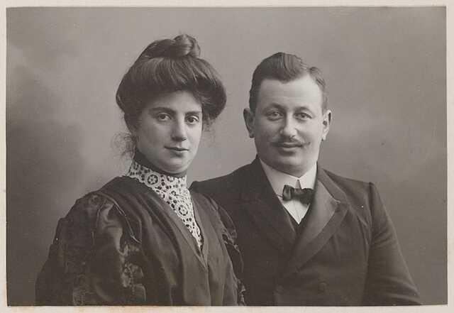 Hester (Stella) Wertheim-Cohen met haar echtgenoot
