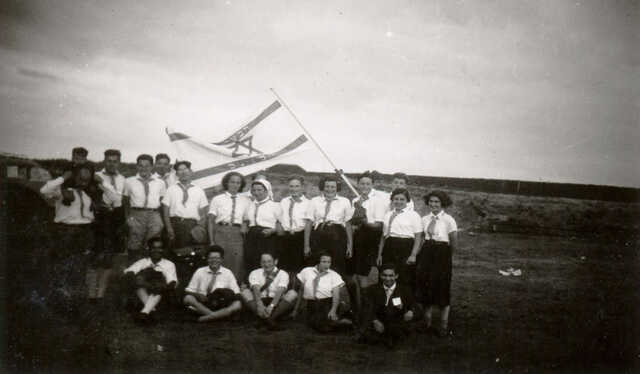 Jettie Aalsvel standing all the way to the right