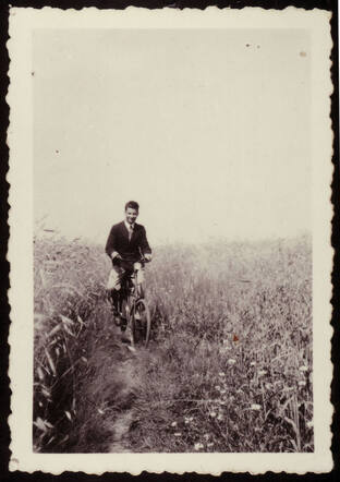 Robert Paul Belinfante on a bicycle