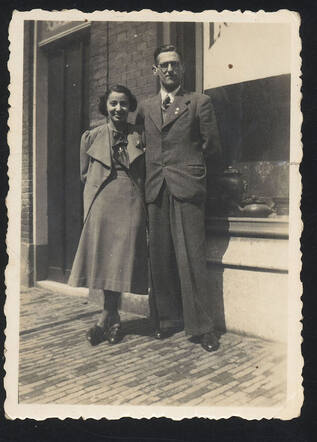 Max van Ments and his fiancée Tilly Verveer, about 1940