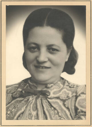 Rijfka Szejndel Weiland-Teitelbaum, about 1922