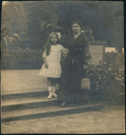 Edith Salm en haar moeder Amalie Salm-Kohn