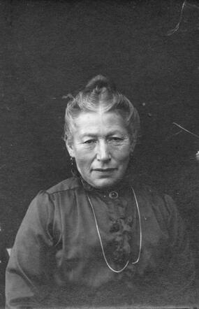 Ester Sleutelberg