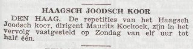 Maurits Koekoek dirigeert het Haags Joods Koor