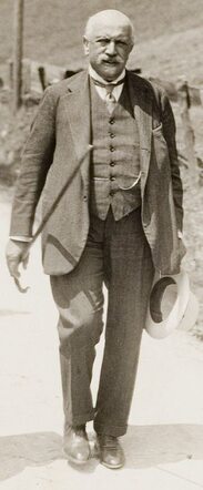 Abraham Simons, 1927