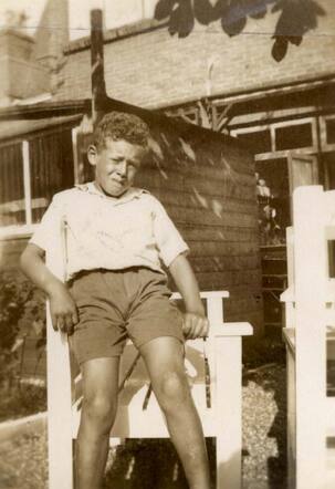 Aron Adelaar