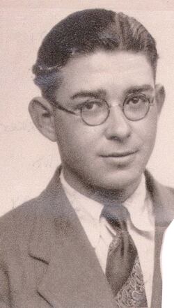 Izak Akker