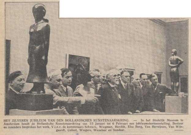 Algemeen Handelsblad 14 januari 1938, ochtend, pag. 4. Samuel (Mommie) Schwarz en Else Berg in Stedelijk Museum A'dam.