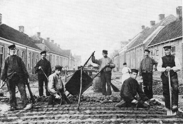 Eerste foto van Arnold de Leeuw?