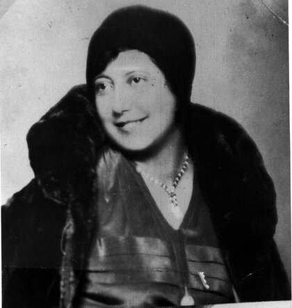 Berta Rosenblatt-Lustbader