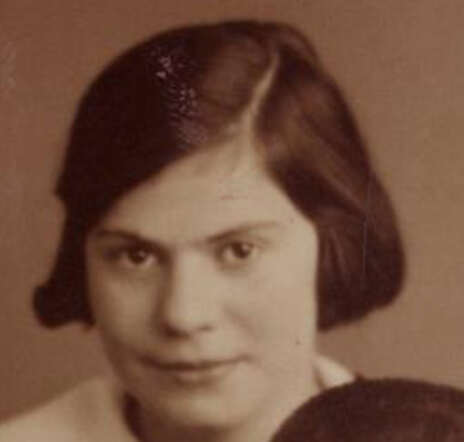 Betje Rosetta Dasberg (cutting)