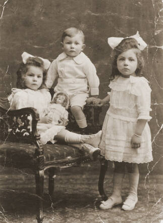 Bettie, Michel en Johanna Meijer
