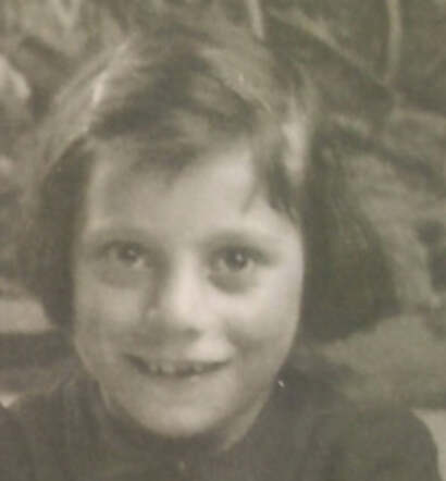 Dora Bluhm (cutting)