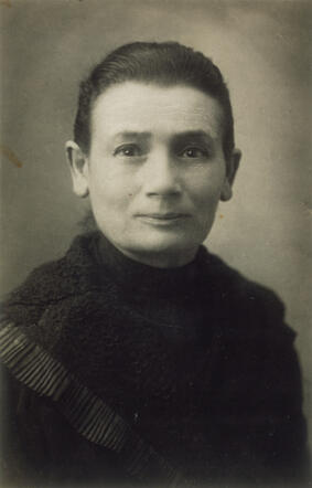 Regi Blumenstein-Frank