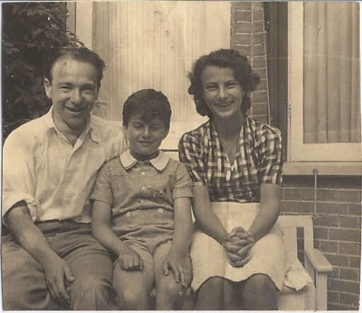 Bobby, Tineke and their nephew Peter