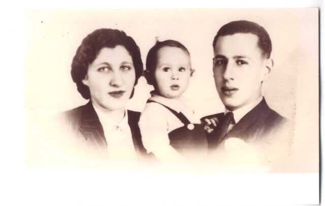 Joseph Bremer, with his parents Louis and Esther Bremer-Sanders