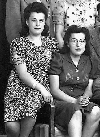 Mietje (Meta) Brest (left) and Rozetta (Roza) Brest