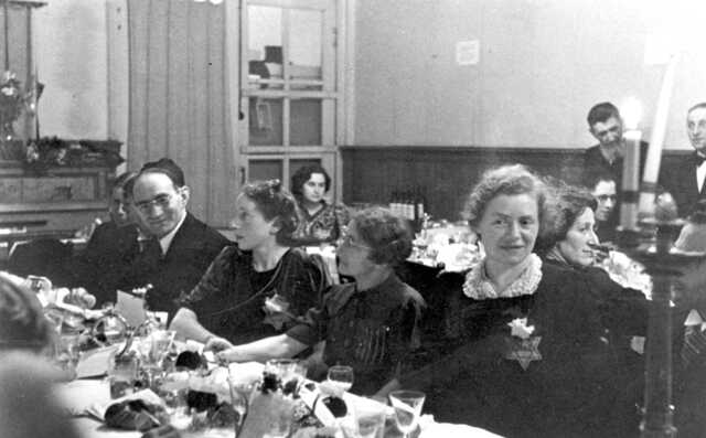 Bruiloft, Den Haag, 1942