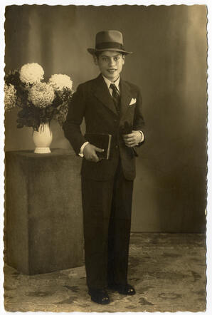 Benjamin (Benno) Cauveren at his barmitswa in 1938