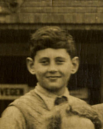 Abraham van Coevorden. cutting from a school photo from the van de Dongeschool in Amsterdam, 1938-1939