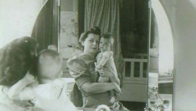 Frederika Madeleine van Coevorden with her mother Jutta Rebekka Elfride van Coevorden-Wahlburg