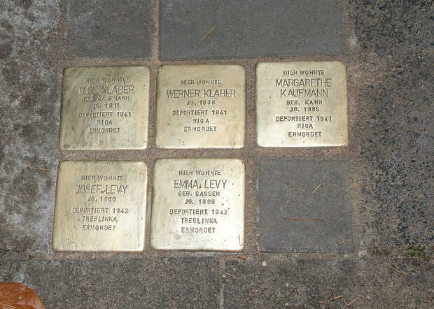 Stolperstenen voor het woonhuis op de Josefstraat 66, Breyell, Nettetal, NRW, Duitsland